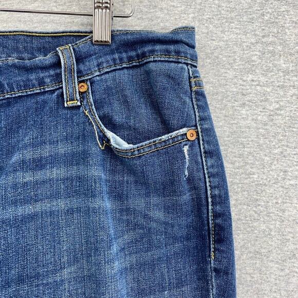 Levi 515 Jeans Womens 16 Medium Blue Denim Boot Cut Distressed 5 Pocket Stretch - Picture 8 of 16